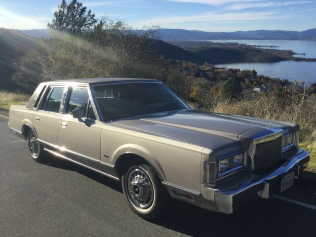 1988 Lincoln Town Car Town Car - photo 6
