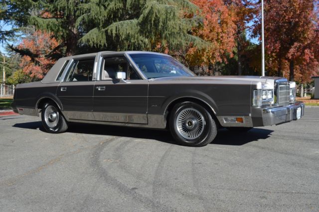1988 Lincoln Town Car Cartier Beautiful Condition - photo 11
