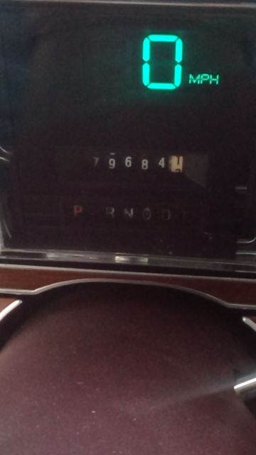1988 Lincoln Town Car Formal Edition - photo 2