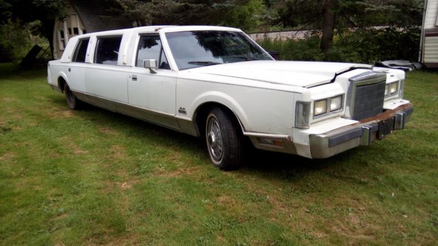 1988 Lincoln Town Car