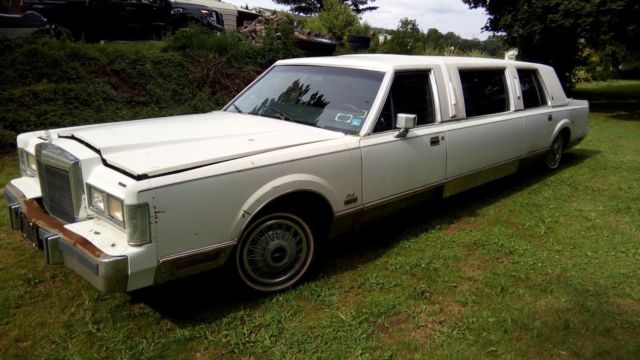 1988 Lincoln Town Car - photo 4