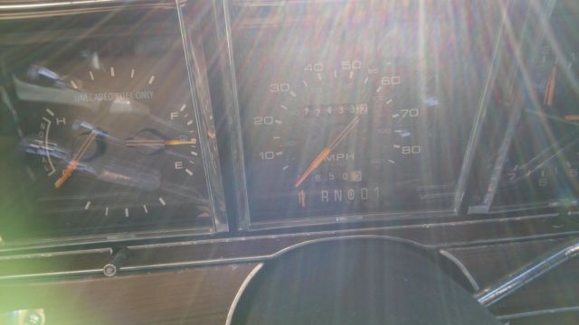 1988 Lincoln Town Car - photo 7