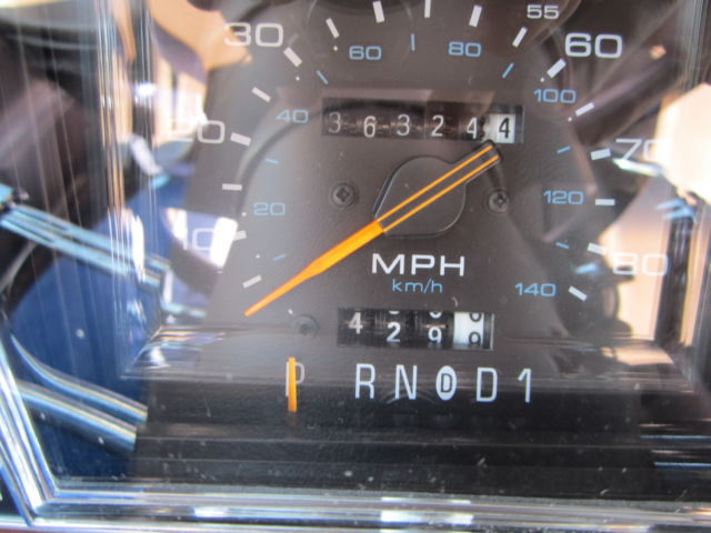 1988 Lincoln Town Car - photo 5