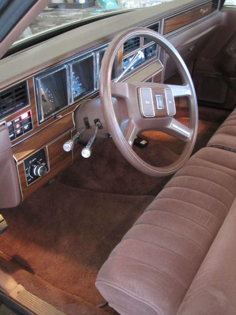 1988 Lincoln Town Car - photo 7