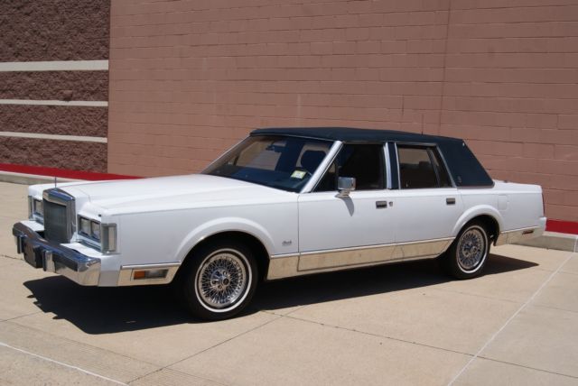 1988 Lincoln Town Car EXECUTIVE - photo 4
