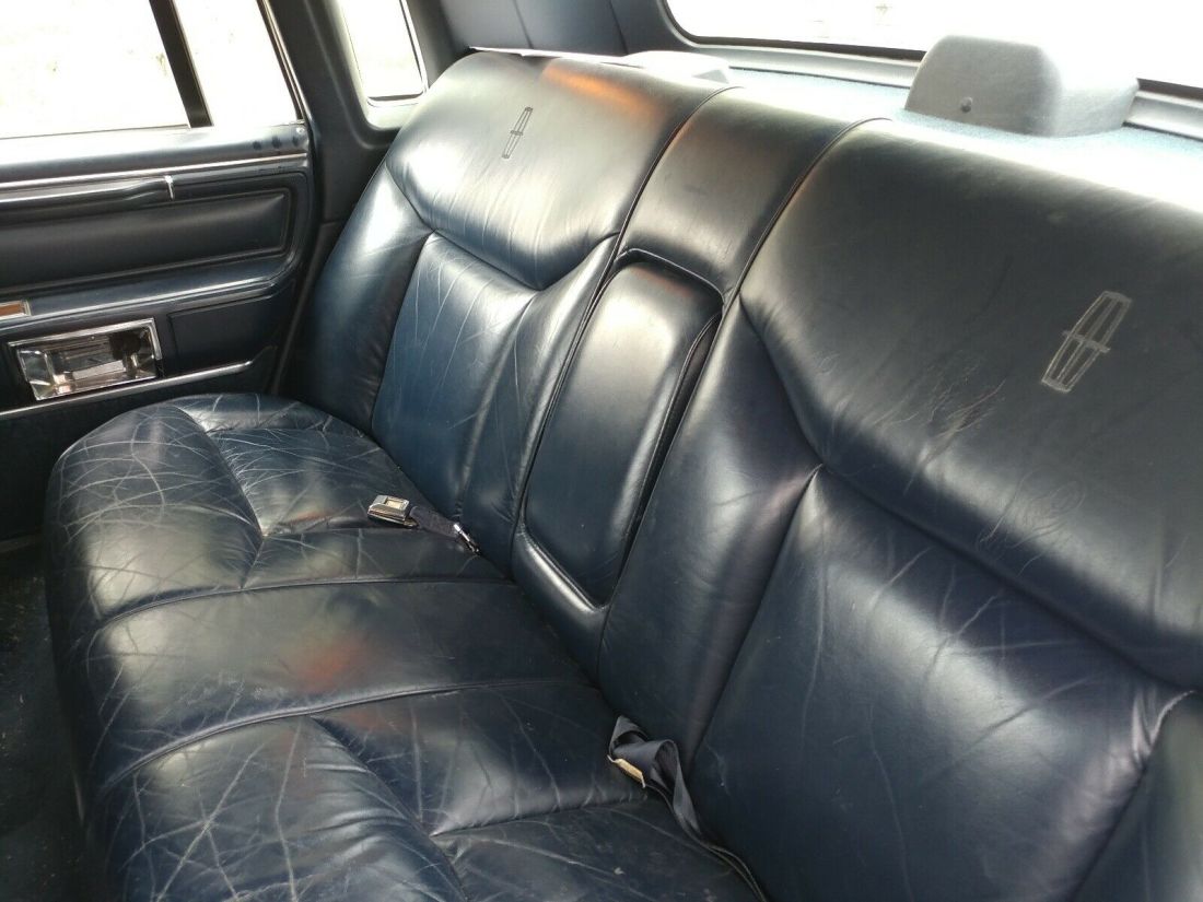 1988 Lincoln Town Car SIGNATURE - photo 11