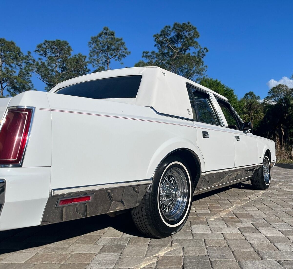 1988 Lincoln Town Car SIGNATURE - photo 4