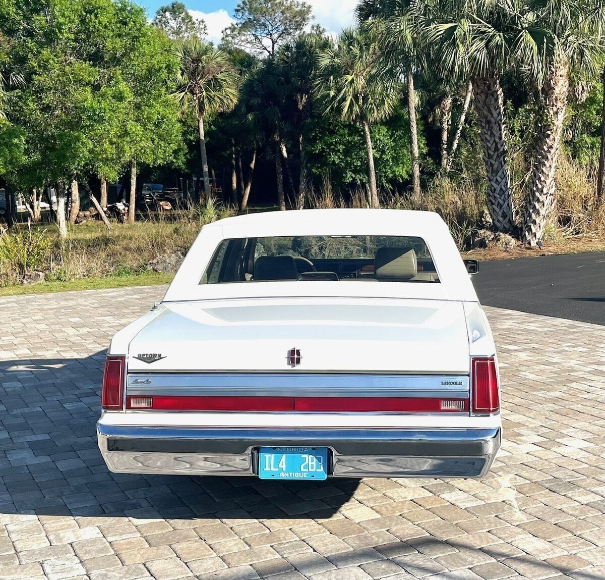 1988 Lincoln Town Car SIGNATURE - photo 8