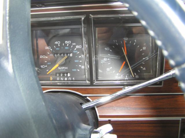 1988 Lincoln Town Car SIGNATURE - photo 4