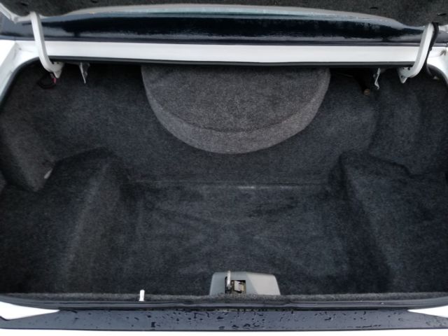 1988 Lincoln Town Car Base - photo 10