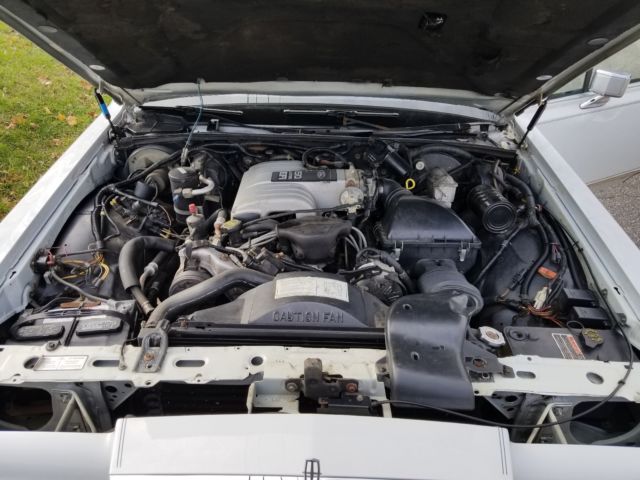 1988 Lincoln Town Car Base - photo 8