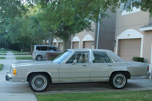1988 Ford Crown Victoria LX - photo 11