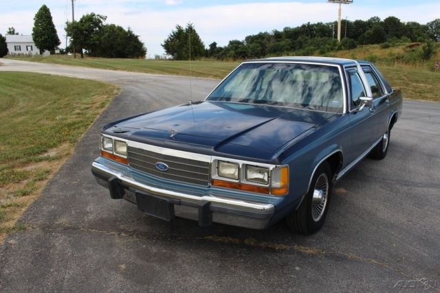 1988 Ford Crown Victoria LX - photo 8