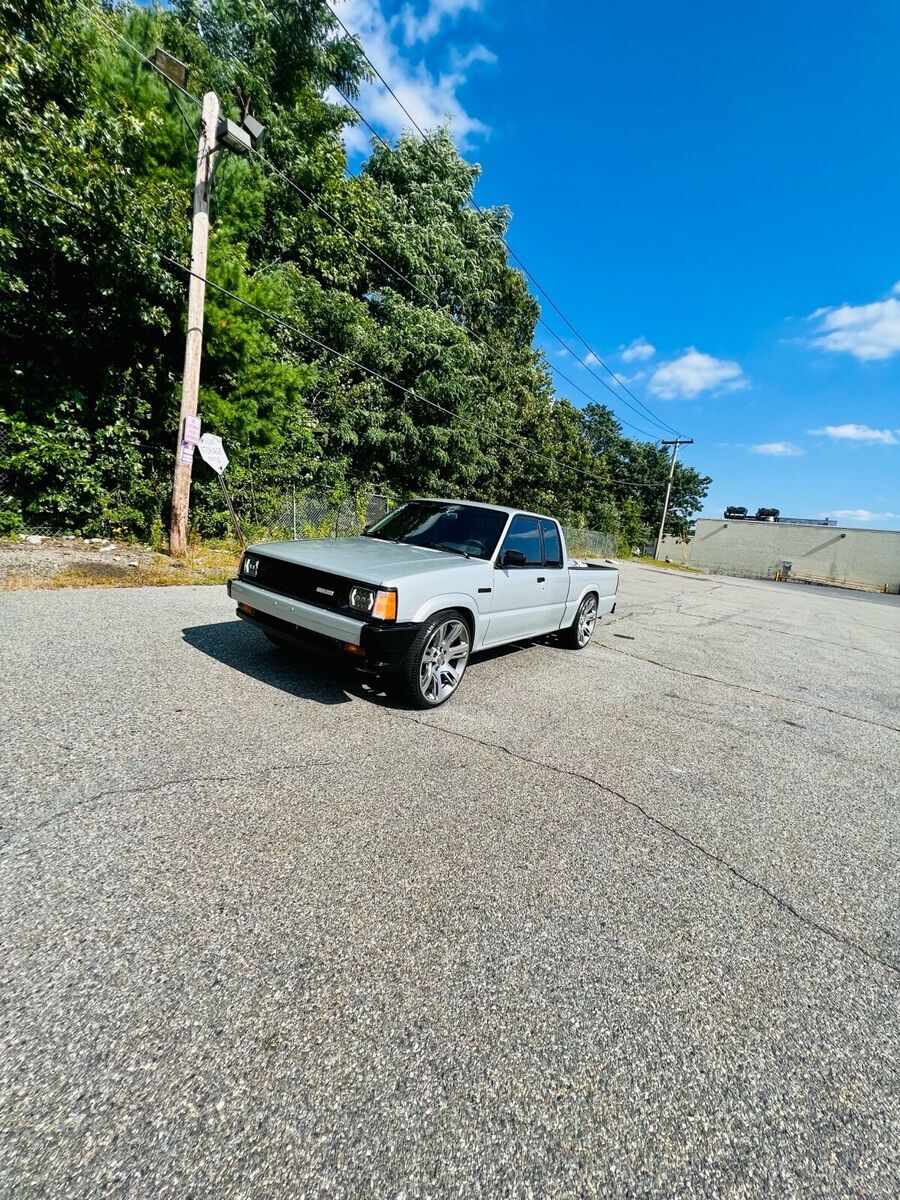1988 Mazda B-Series Pickups CAB PLUS - photo 9