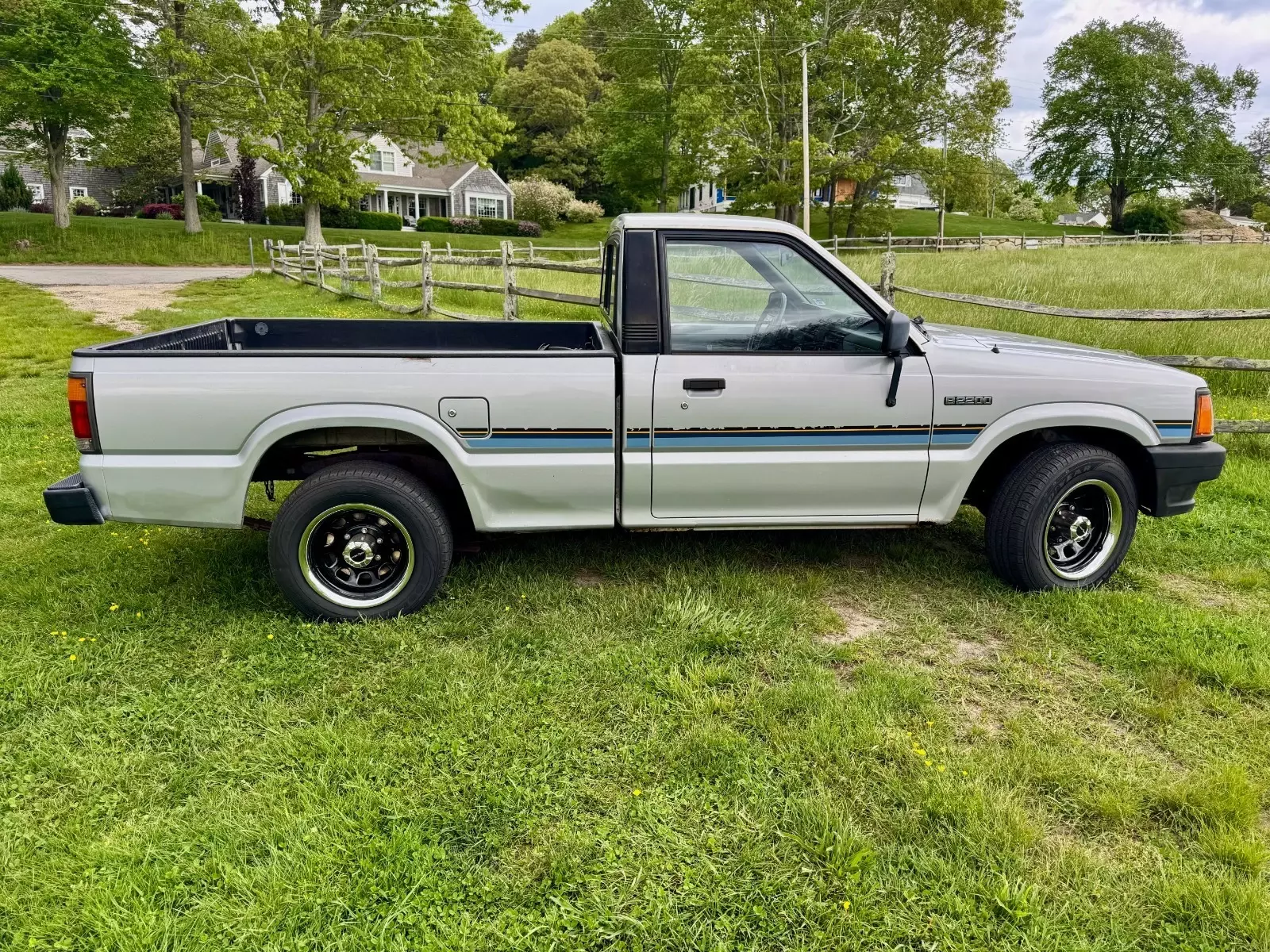 1988 Mazda B2200 SHORT BED - photo 3
