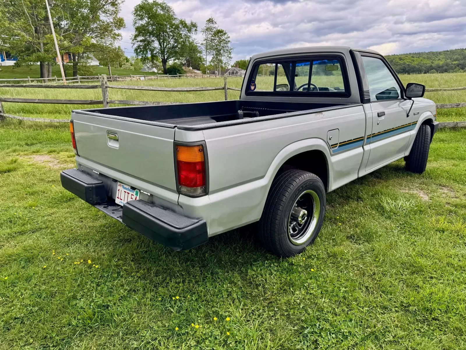 1988 Mazda B2200 SHORT BED - photo 5