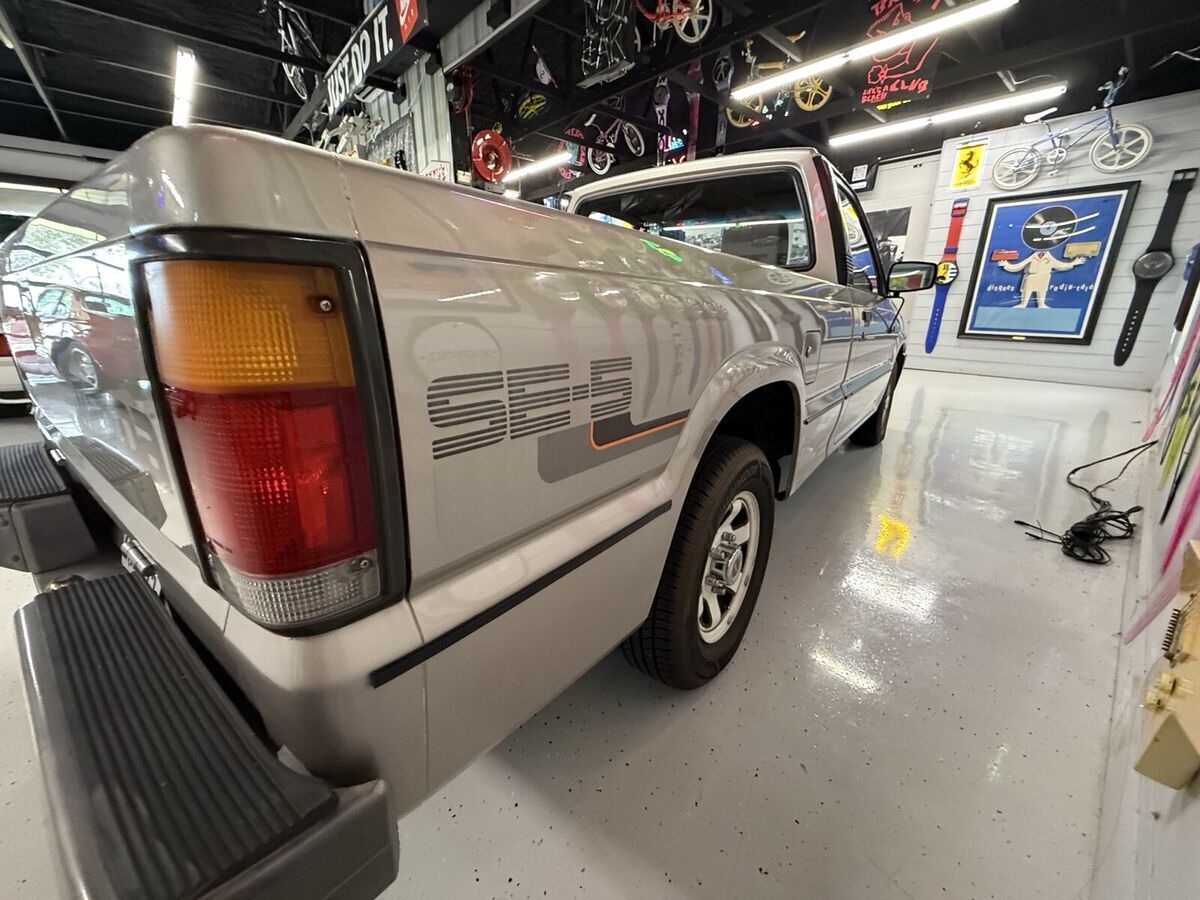 1988 Mazda B-Series Pickups SHORT BED - photo 11