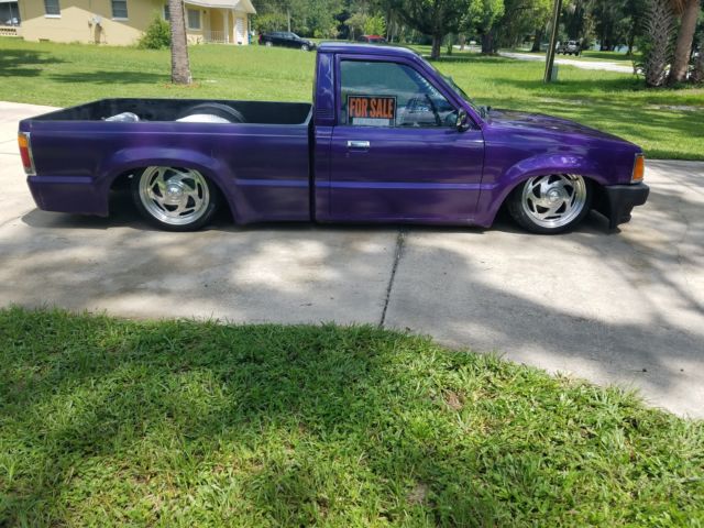 1988 Mazda B2200 Pickup Truck, low rider, 5 speed short bed 1988 Mazda B-Series Pickups