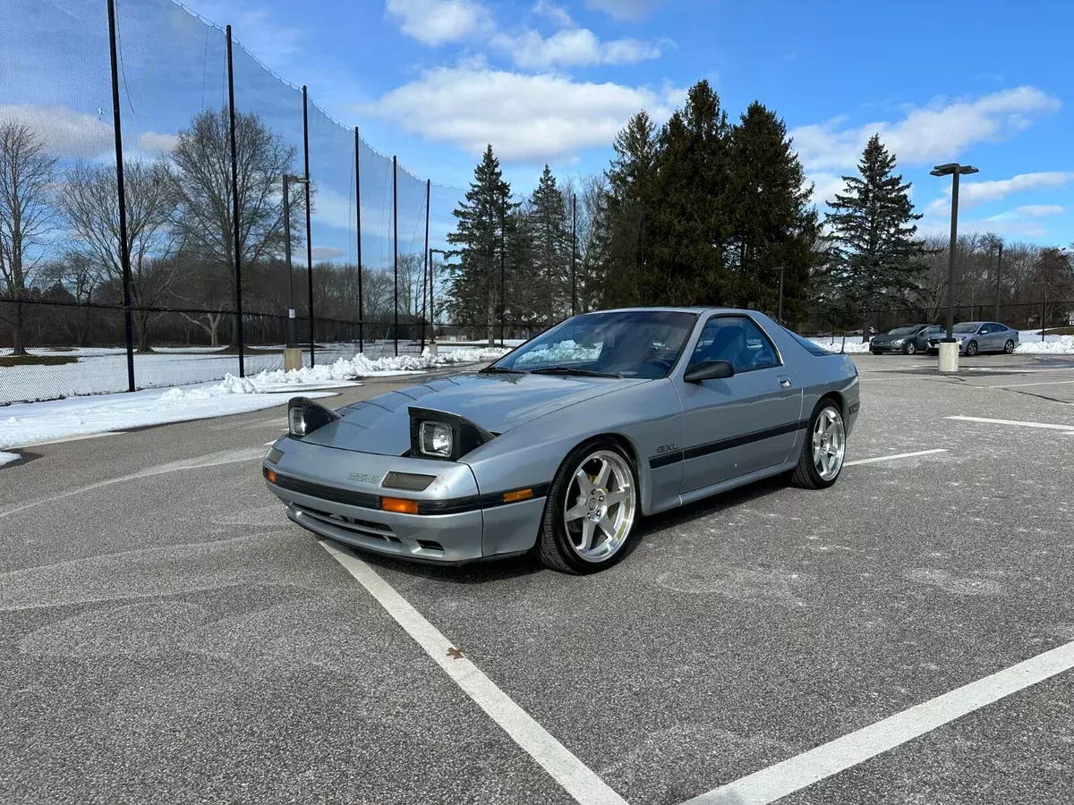 1988 Mazda RX-7 GXL Coupe 2+2 1.3L 1988 Mazda RX-7
