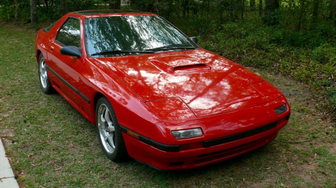 1988 Mazda RX7 Hatchback w/Chevy V8 Conversion- GEAR HEAD SPECIAL! 1988 Mazda RX-7