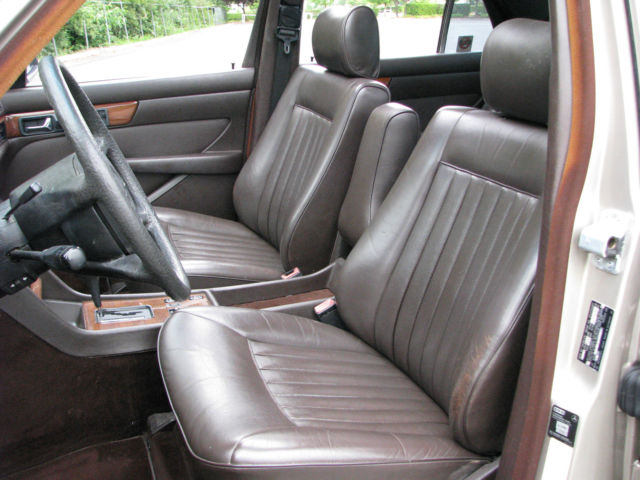 1988 Mercedes-Benz 300-Series 300SE - photo 12