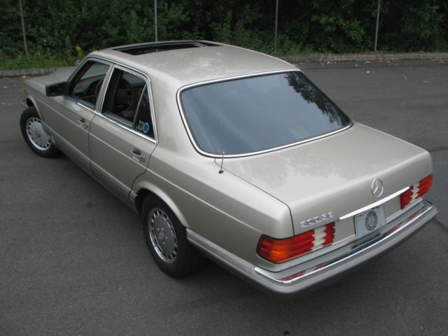 1988 Mercedes-Benz 300-Series 300SE - photo 4