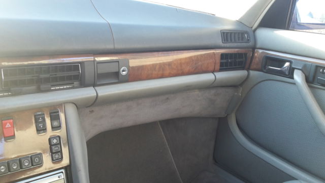 1988 Mercedes-Benz 500-Series 4 DOOR - photo 3