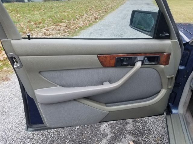 1988 Mercedes-Benz 500-Series - photo 13