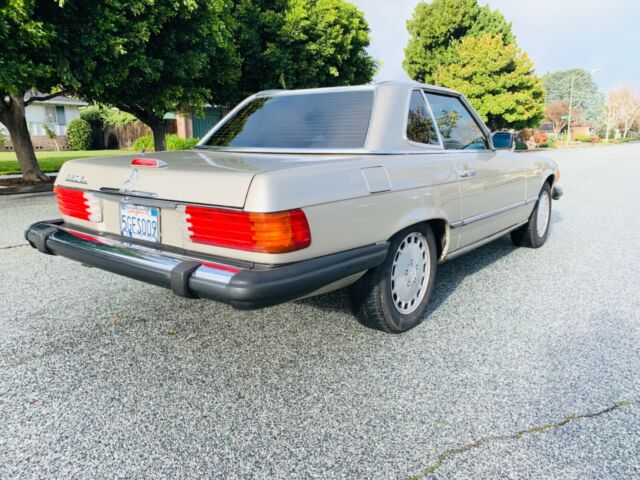 1988 Mercedes-Benz SL-Class 560SL - photo 6