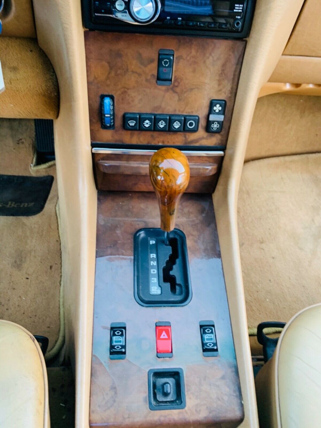 1988 Mercedes-Benz SL-Class - photo 11