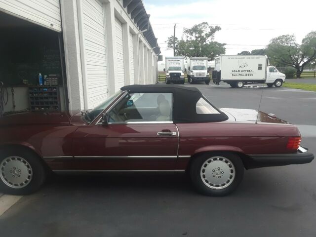 1988 MERCEDES 560SL CONVERTIBLE, HARD & SOFT TOP, CLEAN, 167K MILES, NO RESERVE 1988 Mercedes-Benz SL-Class 560SL