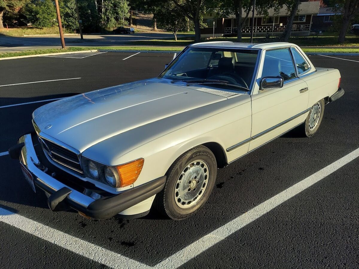 1988 Mercedes 560sl, white, with hard top and convertible top, Beautiful 1988 Mercedes-Benz SL-Class
