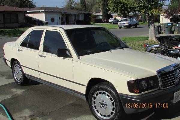 1988 Mercedes-Benz 190-Series - photo 2