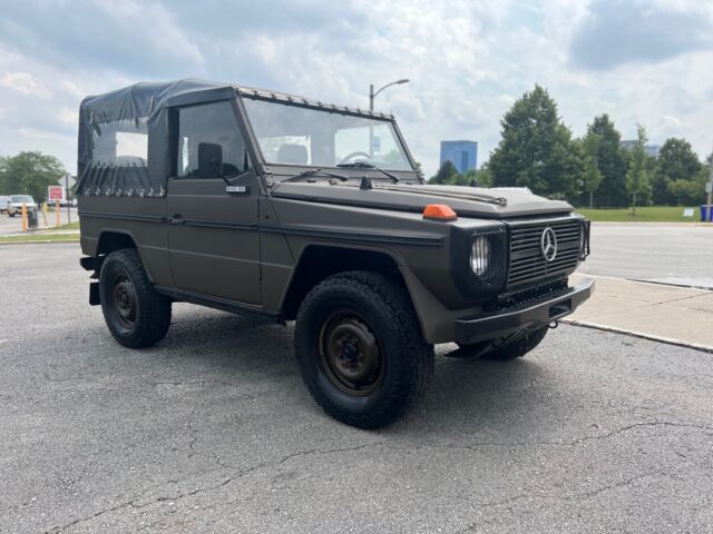 1988 Mercedes-Benz 240D Convertible Green 4WD Manual 240gd 1988 Mercedes-Benz 240D 240gd