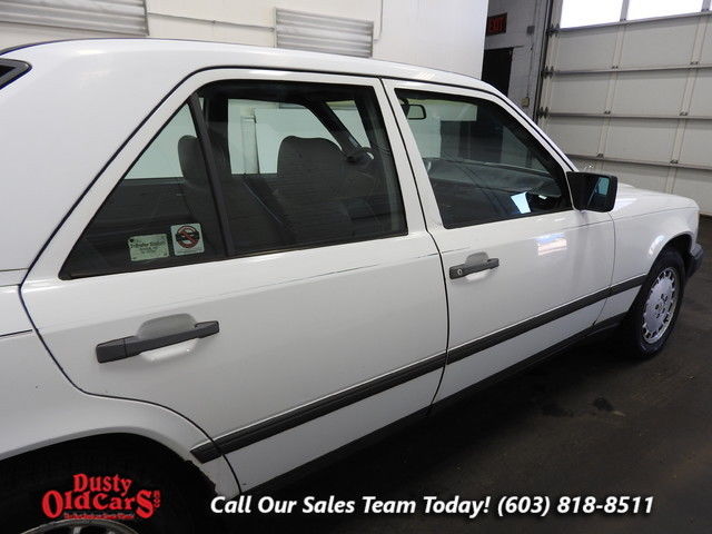 1988 Mercedes-Benz 260 E Runs Drives Body Inter Good 2.6L I6 4 speed auto - photo 9