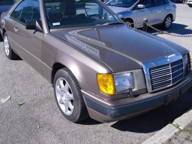 1988 MERCEDES BENZ 300 ce Coupe 1988 Mercedes-Benz 300-Series