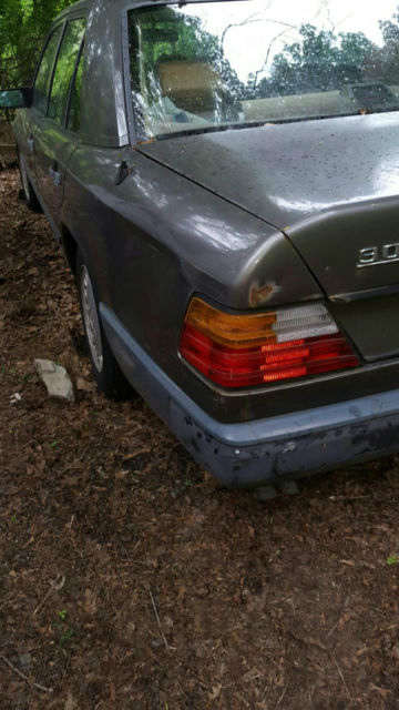 1988 Mercedes-Benz 300-Series 300E - photo 6