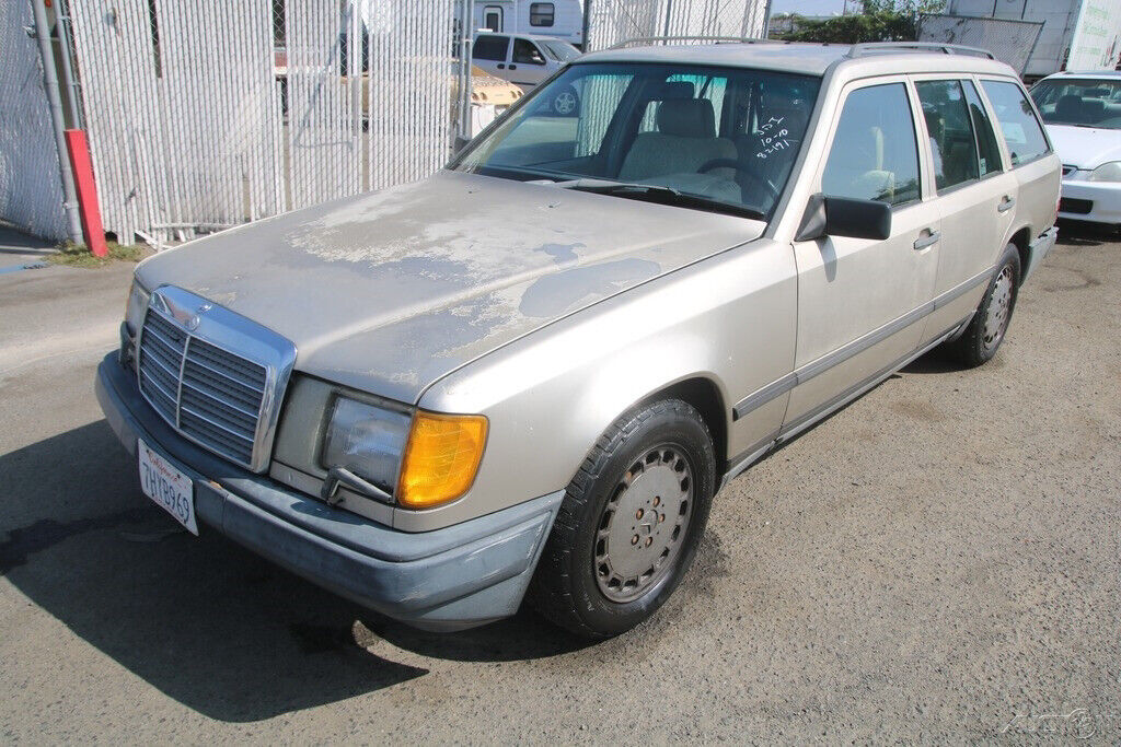 1988 Mercedes-Benz 300-Series 300 TE - photo 2