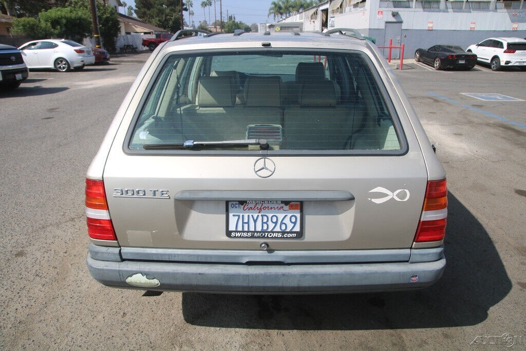 1988 Mercedes-Benz 300-Series 300 TE - photo 5