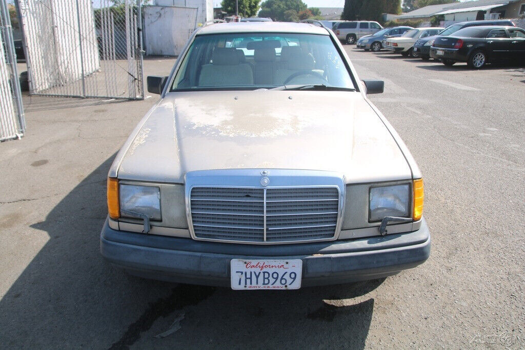 1988 Mercedes-Benz 300-Series 300 TE - photo 9