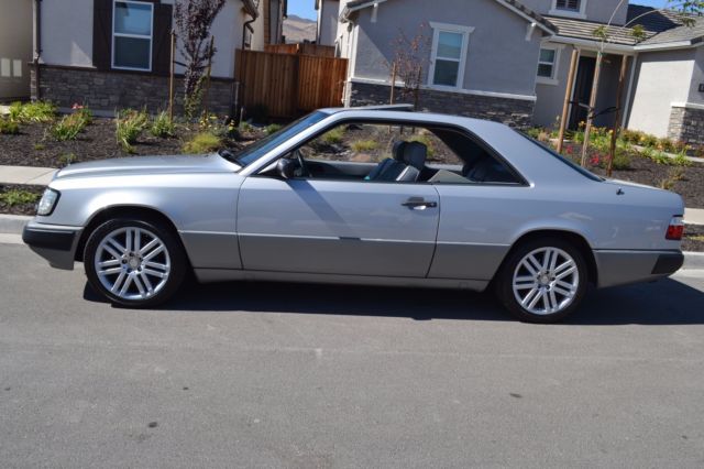 1988 Mercedes-Benz E-Class 300CE - photo 2