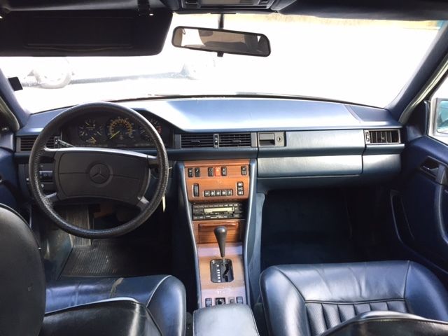 1988 Mercedes-Benz 300-Series SEDAN - photo 13