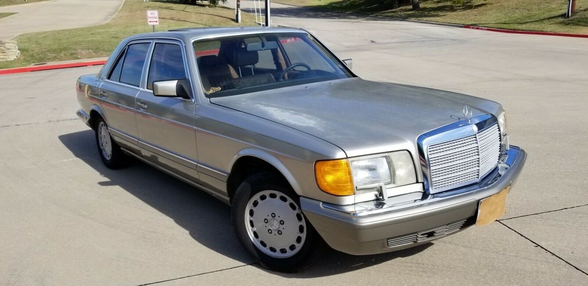 1988 Mercedes-Benz 300SE Sedan Grey RWD Automatic SE 1988 Mercedes-Benz 300SE SE