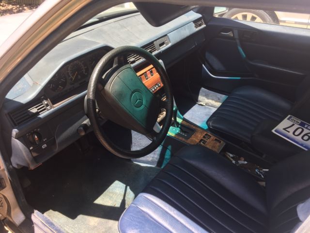 1988 Mercedes-Benz 300-Series - photo 6