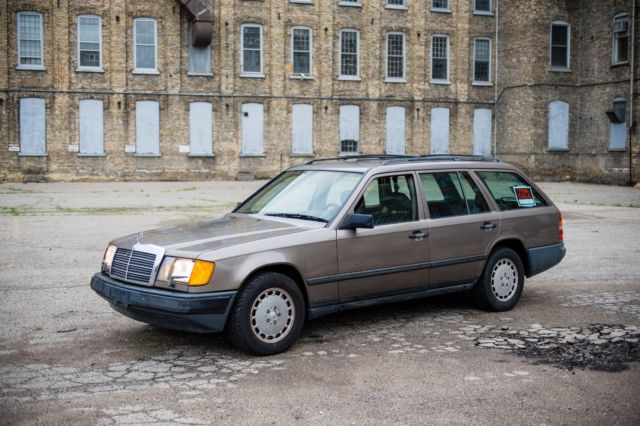 1988 Mercedes-Benz 300-Series 300TE - photo 2