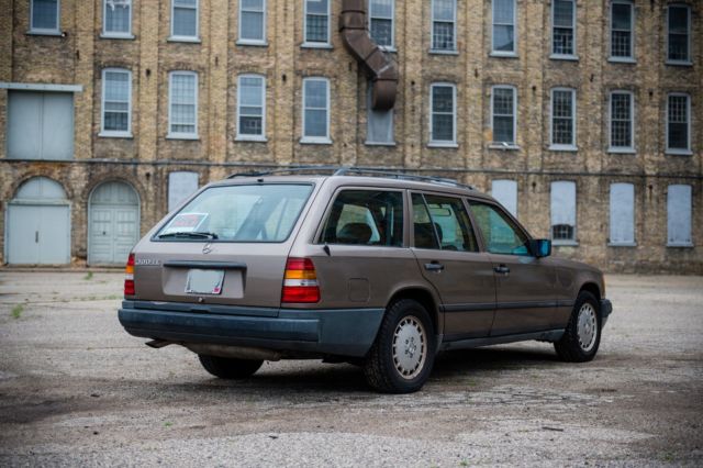 1988 Mercedes-Benz 300-Series 300TE - photo 3