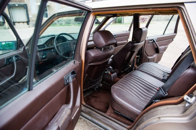 1988 Mercedes-Benz 300-Series 300TE - photo 6