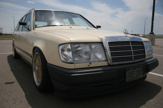 1988 Mercedes-Benz 300-Series 300TE (Touring Edition) - photo 2