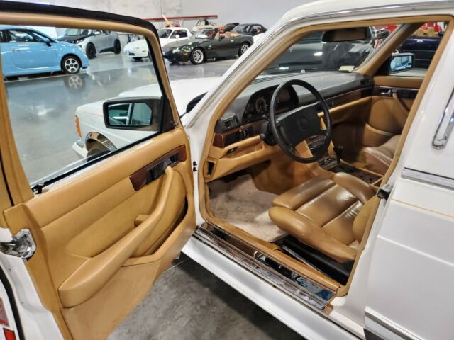 1988 Mercedes-Benz 400-Series SEL Limousine! ONE OF A KIND LIMO! Collector Car! - photo 11
