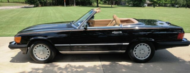 1988 Mercedes Benz 500SL Roadster 1988 Mercedes-Benz 500-Series 560SL